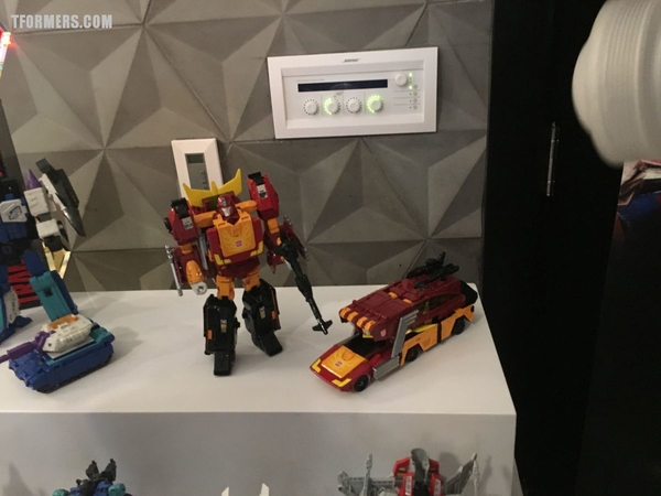 SDCC 2017   Power Of The Primes Photos From The Hasbro Breakfast Rodimus Prime Darkwing Dreadwind Jazz More  (10 of 105)